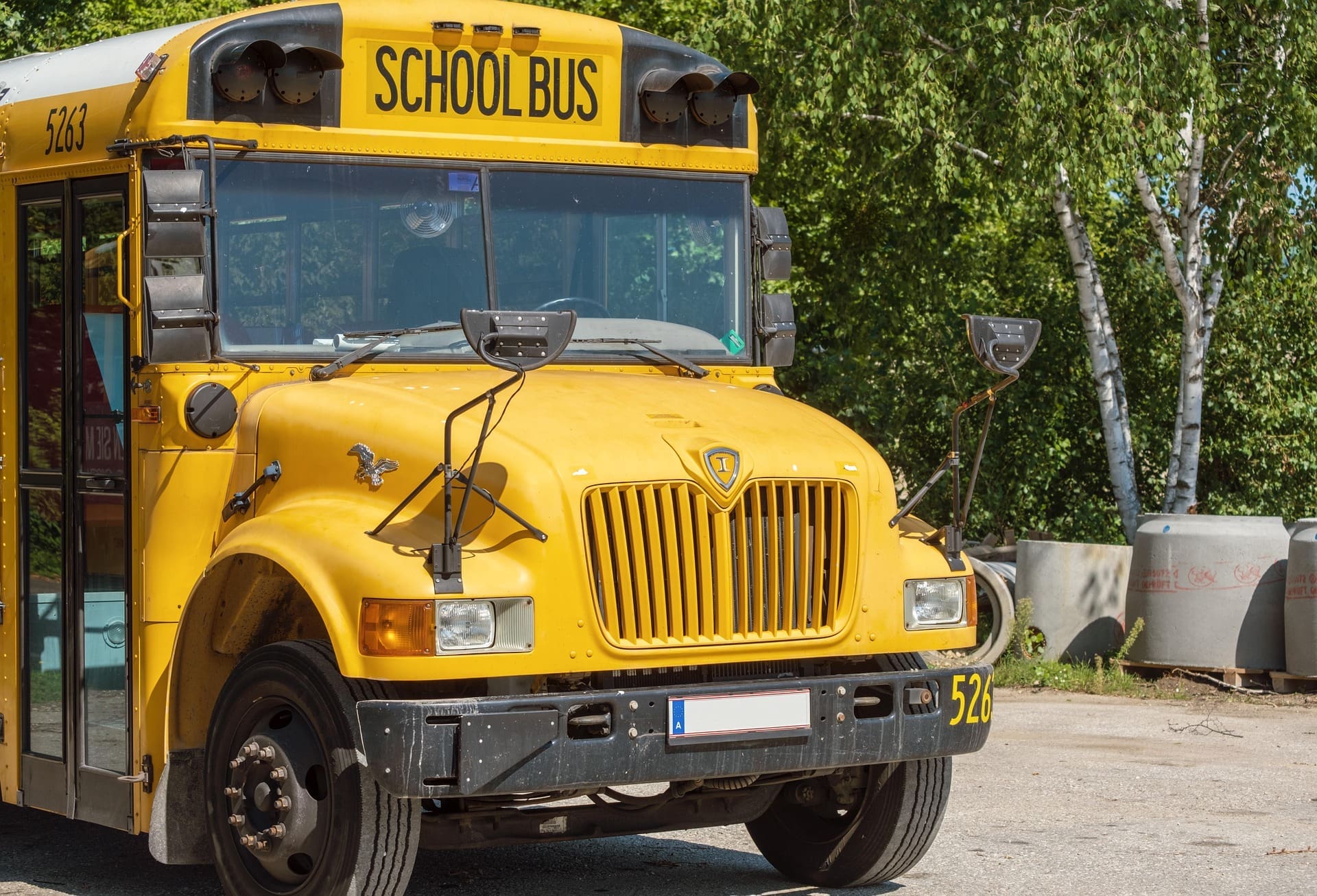 Autobus scolaire à l'extérieur